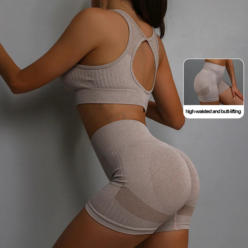 Women's Sports Fitness Yoga Suit Set Breathable Elastic Shorts Peach Bottom Smiling Face Design Beautiful Back Bra Yoga Pant