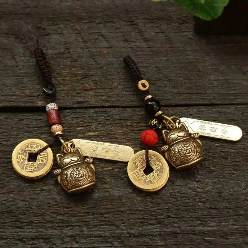 YILUO CD Vintage Lucky Cat Car Keychain Five Emperors Money Calabash Feng Shui Coins Red String Key Ring