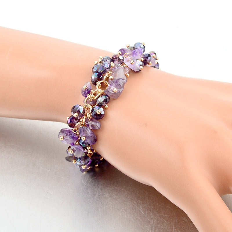 Pulsera con dijes de piedras naturales