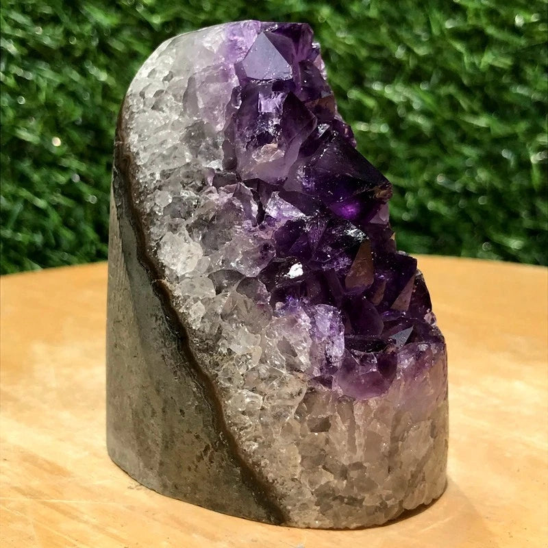 380g Natural Amethyst Geode Crystal Mineral Specimen Healing Reiki
