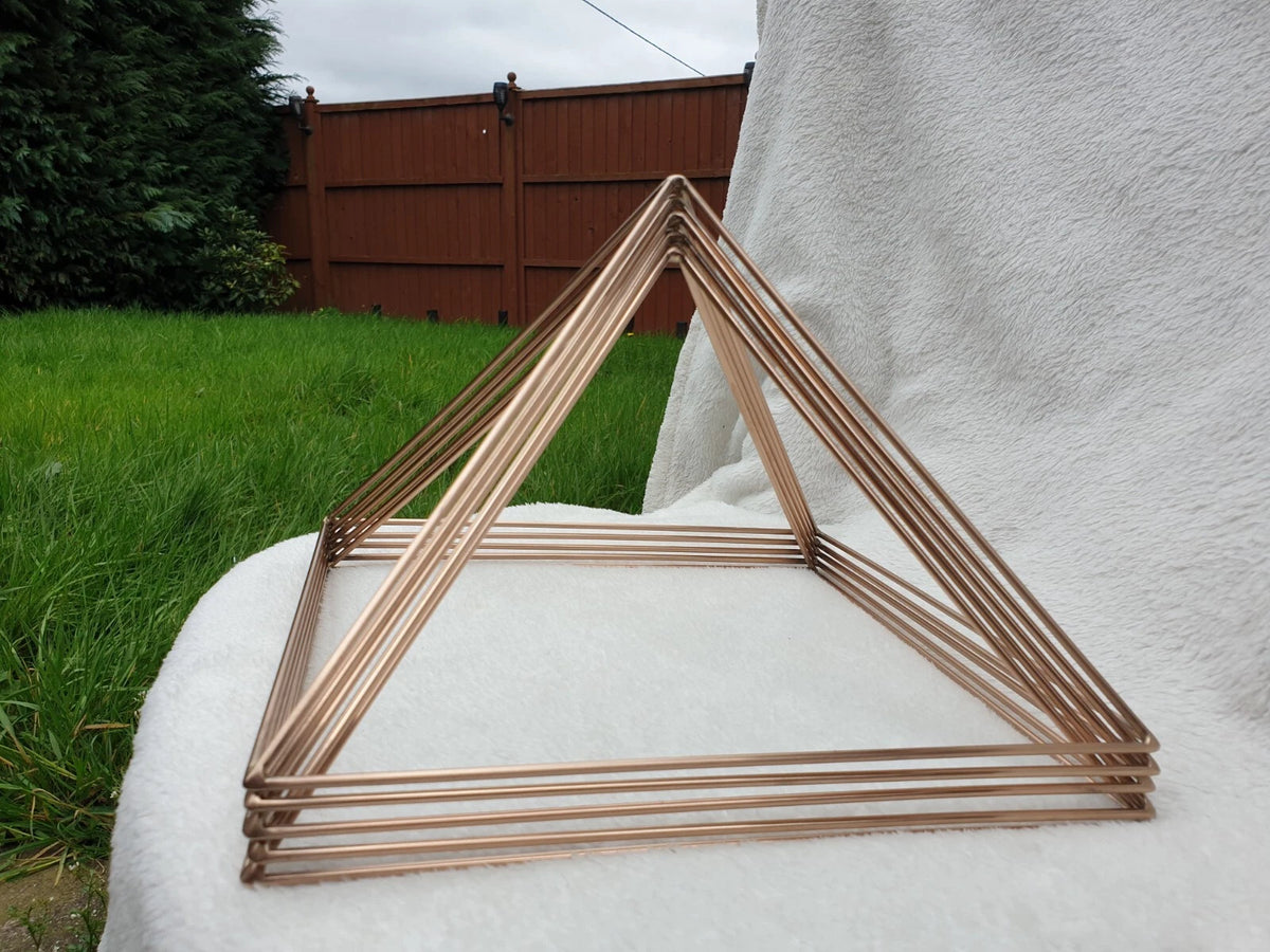Kupfer Pyramide für Meditation, Reinigung &amp; Aufladung Kristalle - Geschenk - Gizeh Khufu