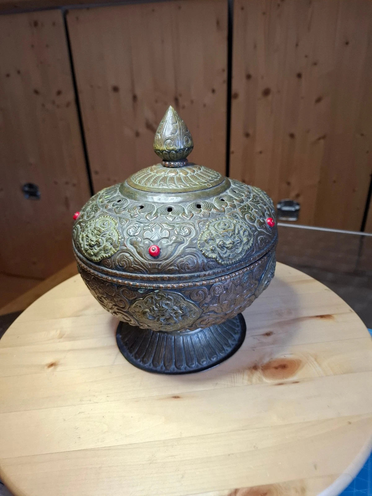 Asiatisch/tibe<wbr/>tanischen Weihrauchgefäß (Durchmesser unten:14cm,mit<wbr/>te:18cm )
