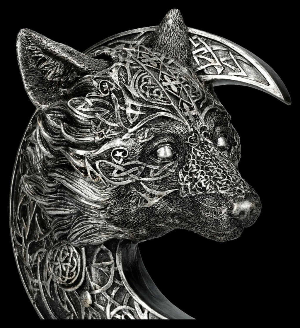 Wolfsfigur - im Keltischen Halbmond - Spirituelles Krafttier - Fantasy Deko
