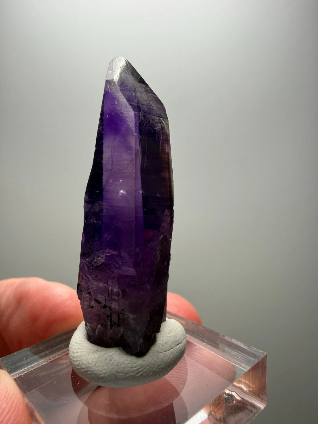 BEAUTIFUL Guerrero, Mexico Amethyst Point- WOW... THAT COLOR!!! Only $59!!!