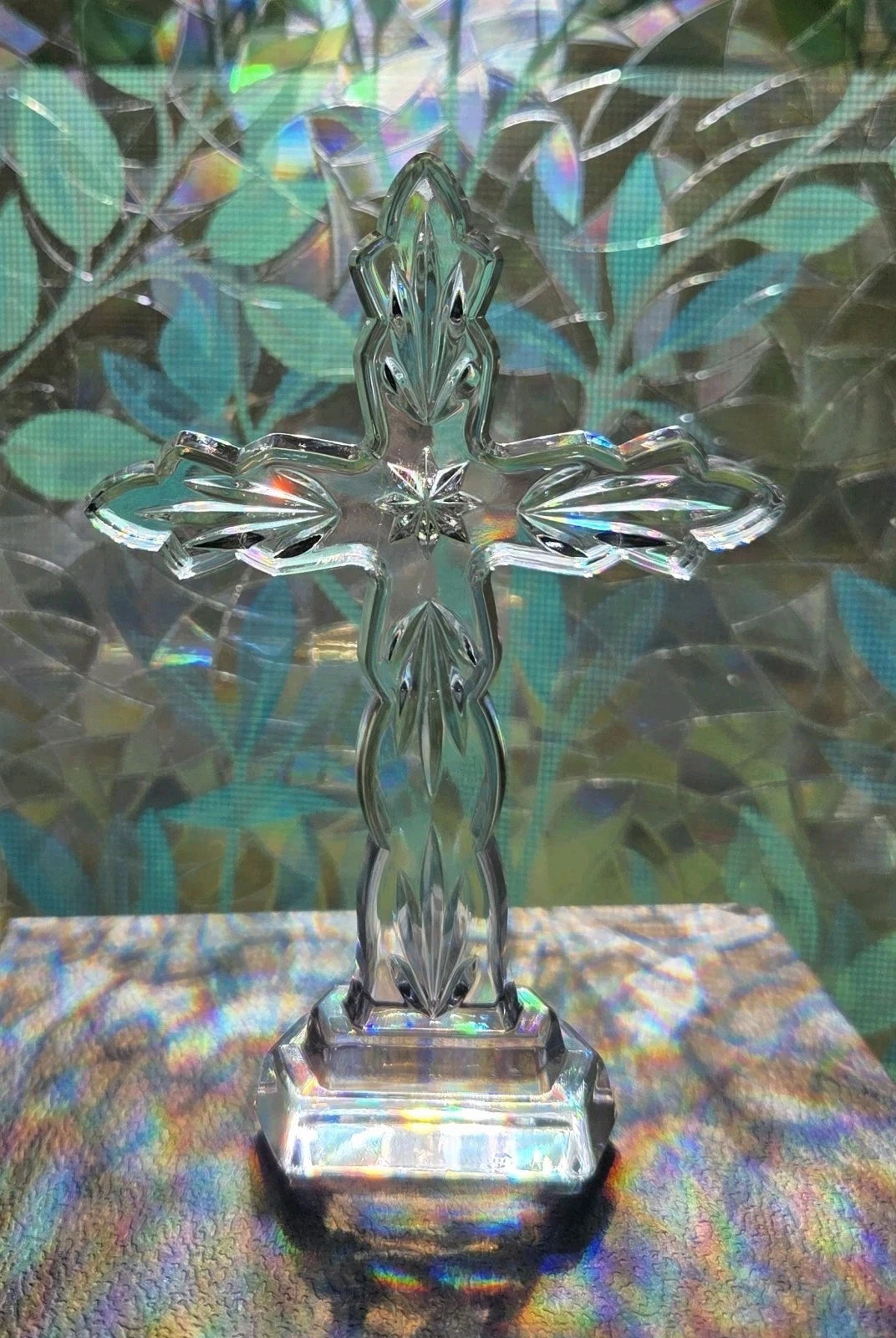 Waterford Clear Cut Crystal Spiritual Cross Figurine Scalloped Edges 5 1/2” H