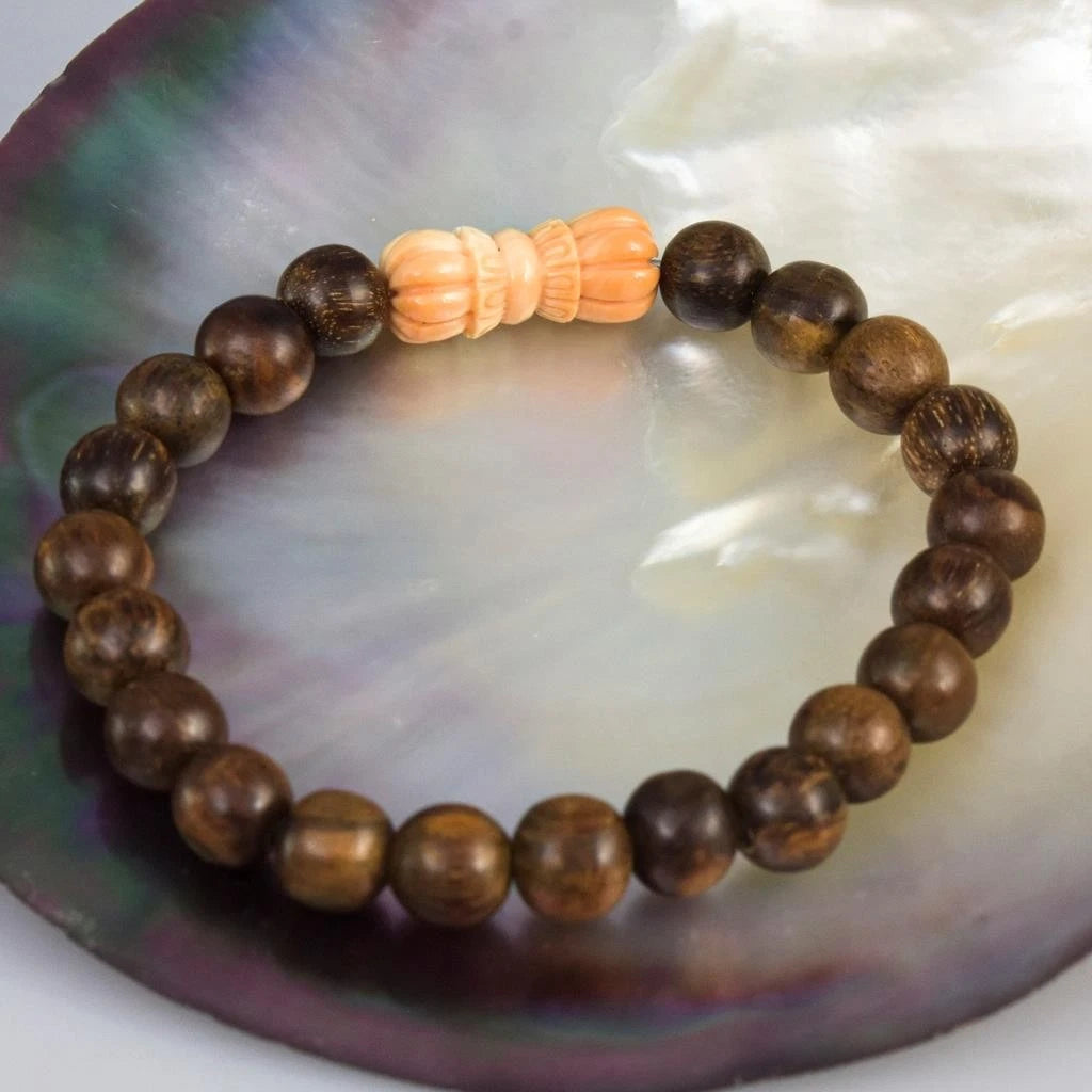 Natural Oud Gaharu Wood 6.5" Bracelet Carved Apricot Shell Vajra Prayer Bead 11g
