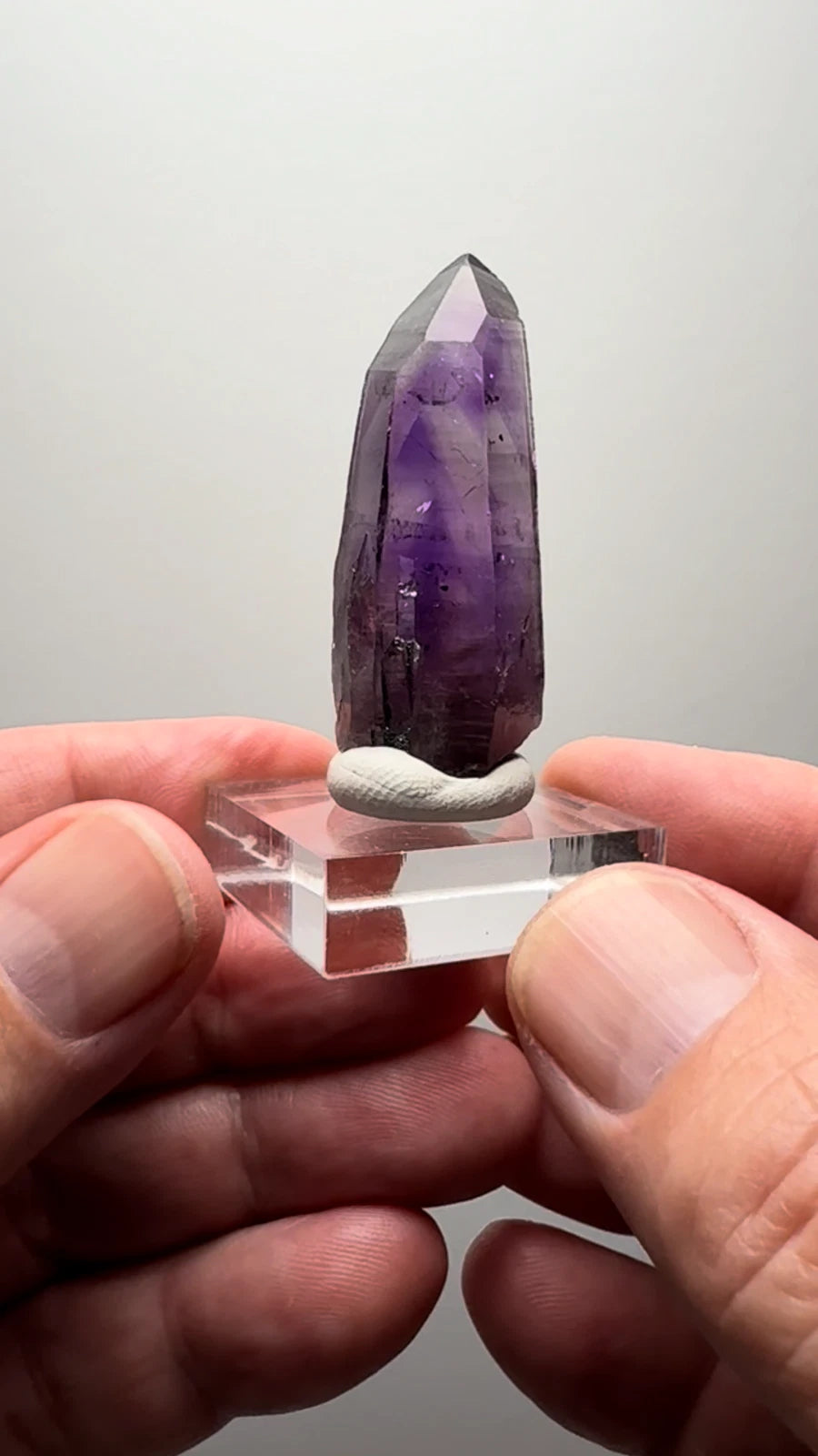 BEAUTIFUL Guerrero, Mexico Amethyst Point- WOW... THAT COLOR!!! Only $59!!!