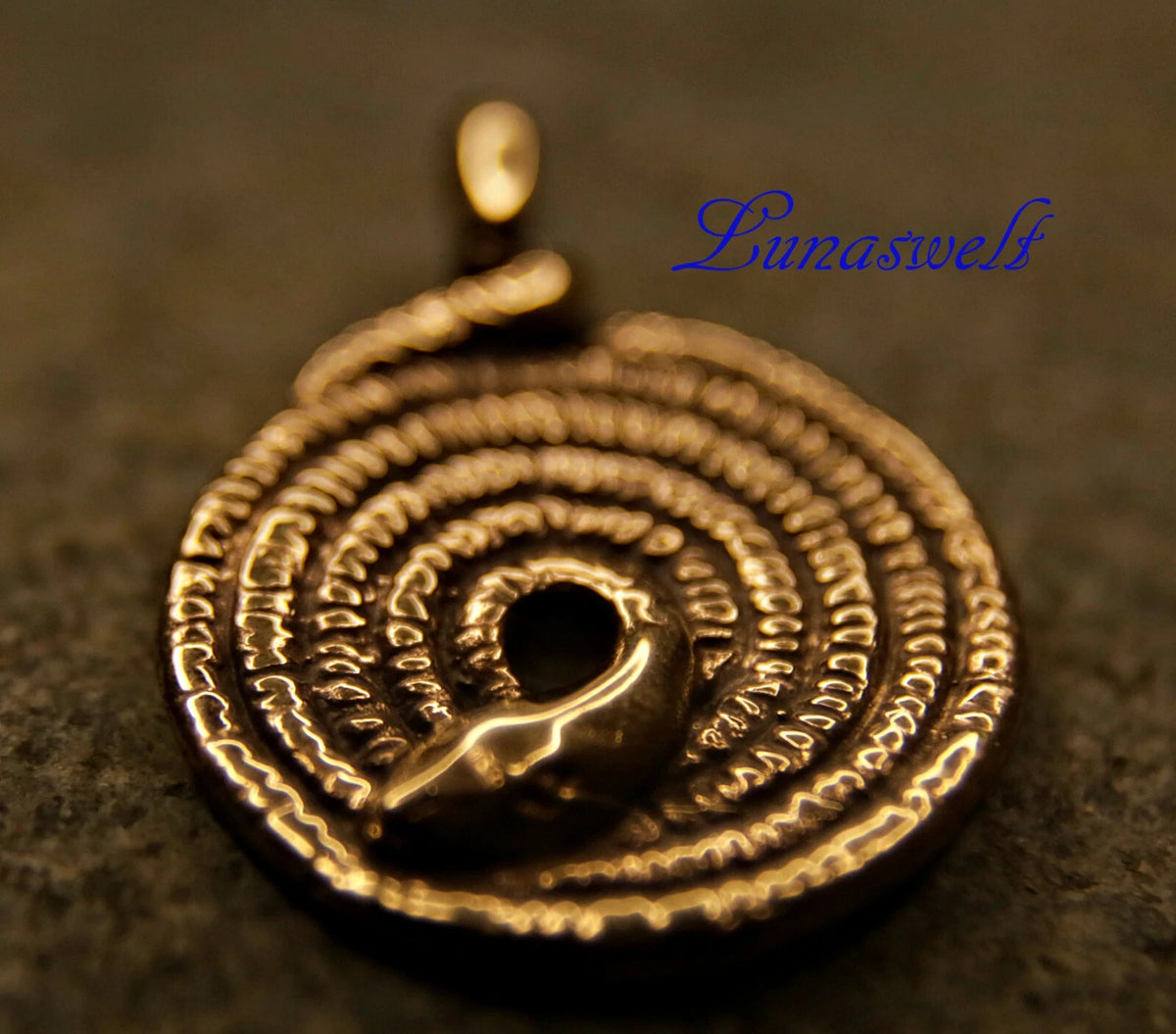 Anhänger Schlange aus Bronze Schmuck, Amulett, Wikinger