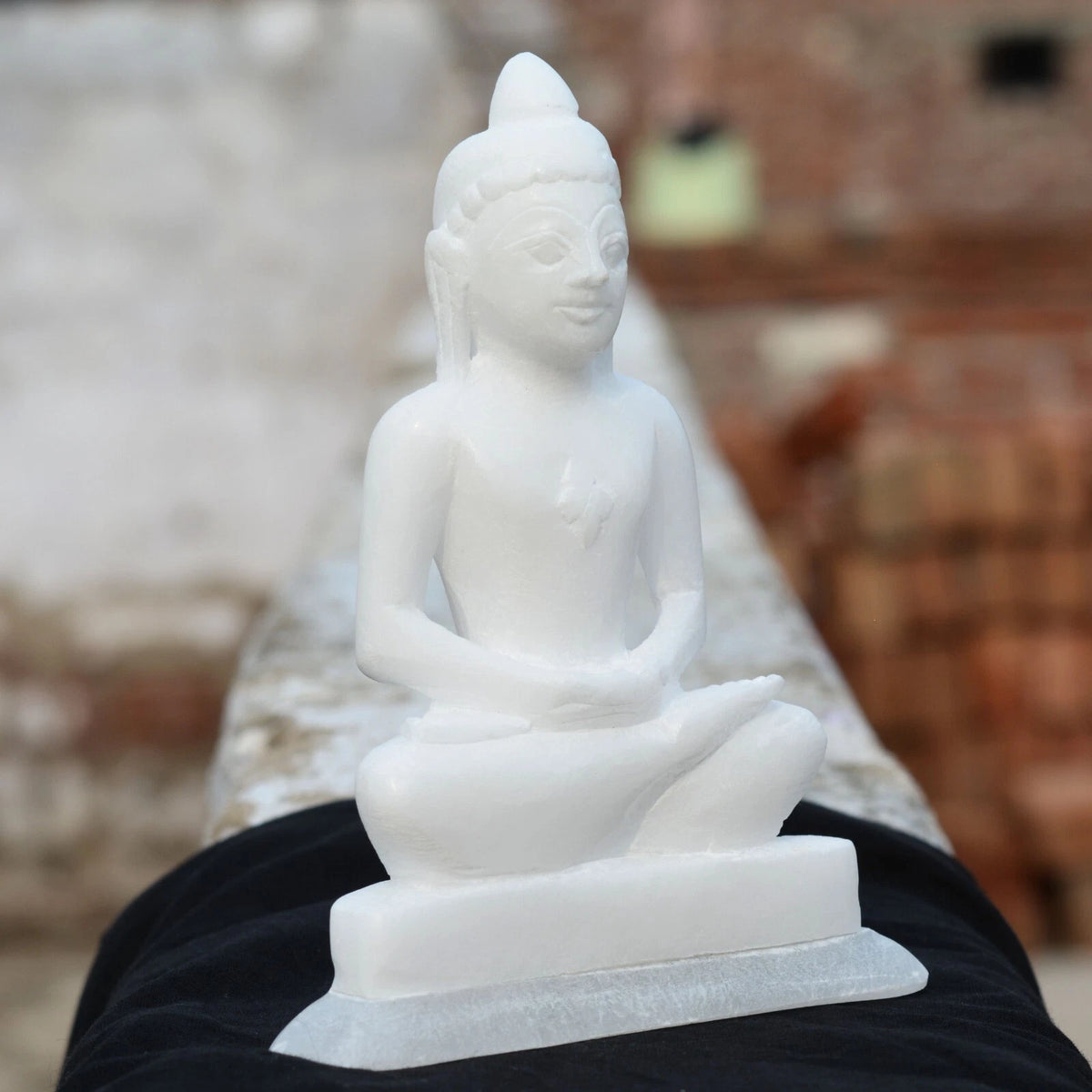 Marble Mahavir Swami Spiritual Statue Jain Temple Decor Meditation and Worship