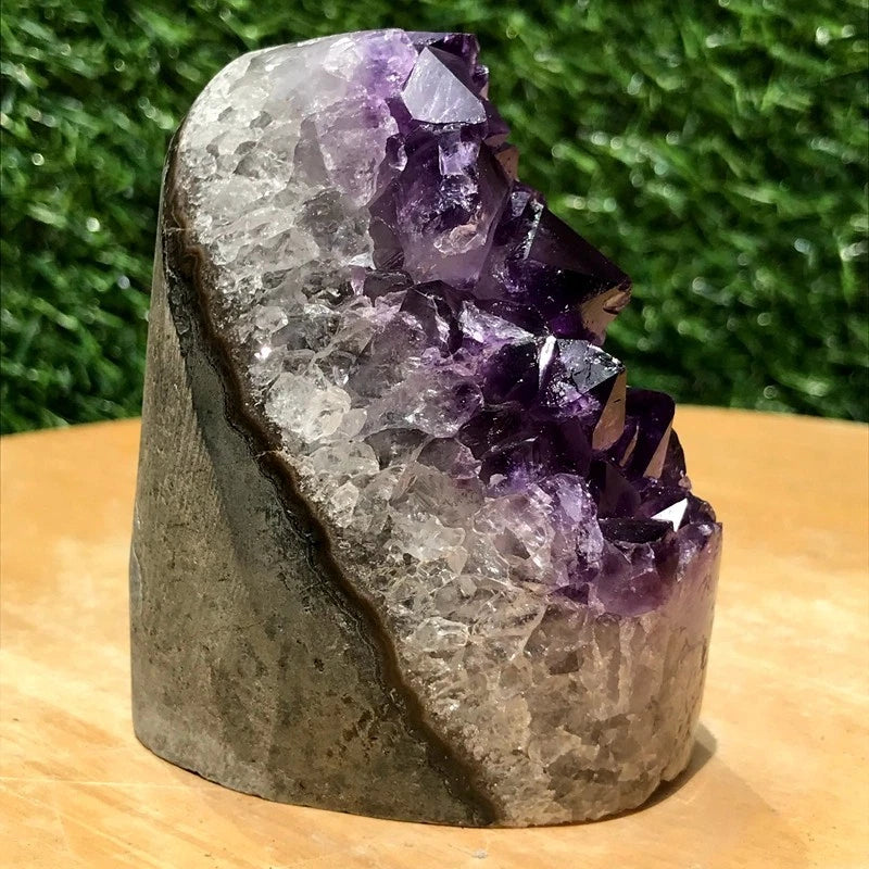 380g Natural Amethyst Geode Crystal Mineral Specimen Healing Reiki