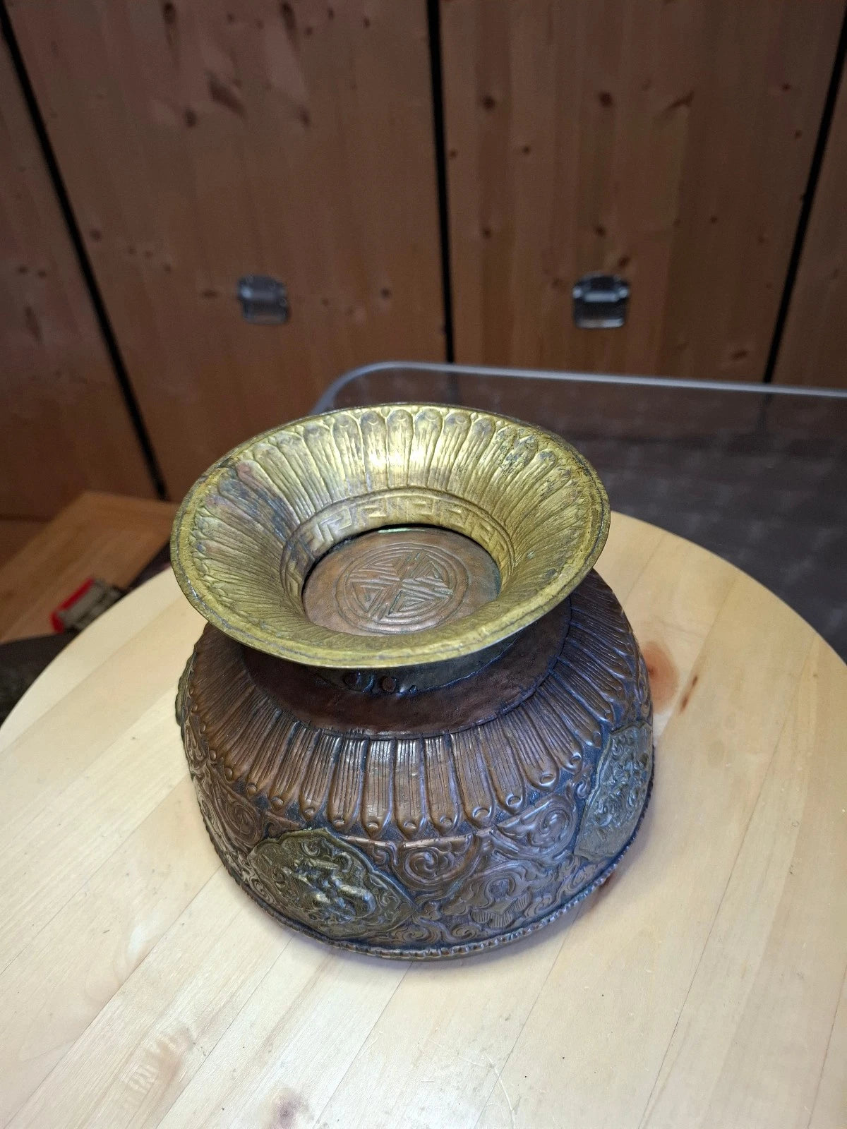 Asiatisch/tibe<wbr/>tanischen Weihrauchgefäß (Durchmesser unten:14cm,mit<wbr/>te:18cm )