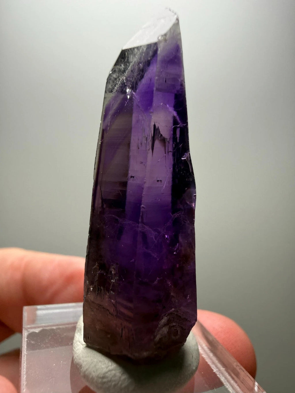 BEAUTIFUL Guerrero, Mexico Amethyst Point- WOW... THAT COLOR!!! Only $59!!!