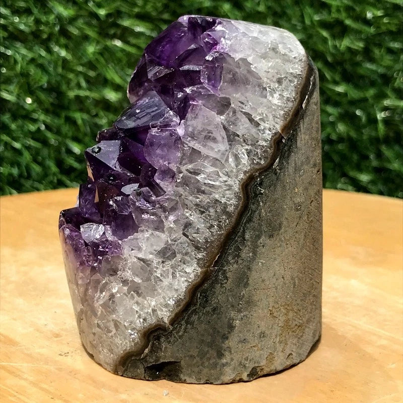 380g Natural Amethyst Geode Crystal Mineral Specimen Healing Reiki