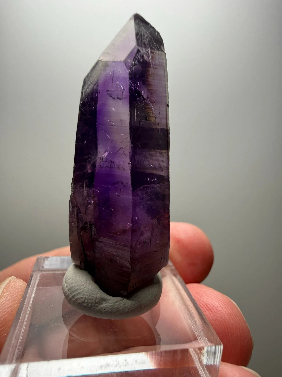 BEAUTIFUL Guerrero, Mexico Amethyst Point- WOW... THAT COLOR!!! Only $59!!!