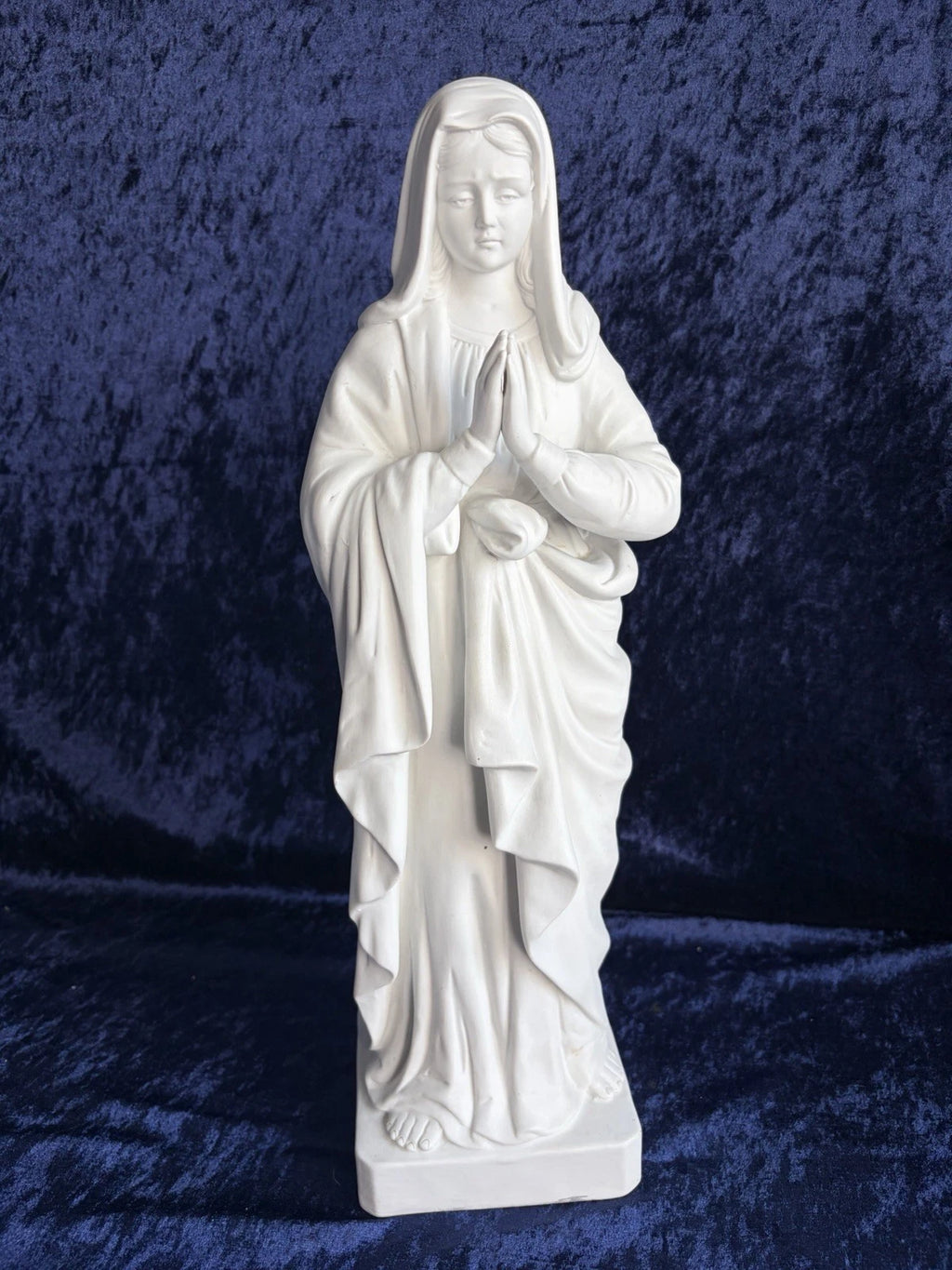Altarfigur Heilige Maria – Weißes Biskuitporzell<wbr/>an (43 cm)