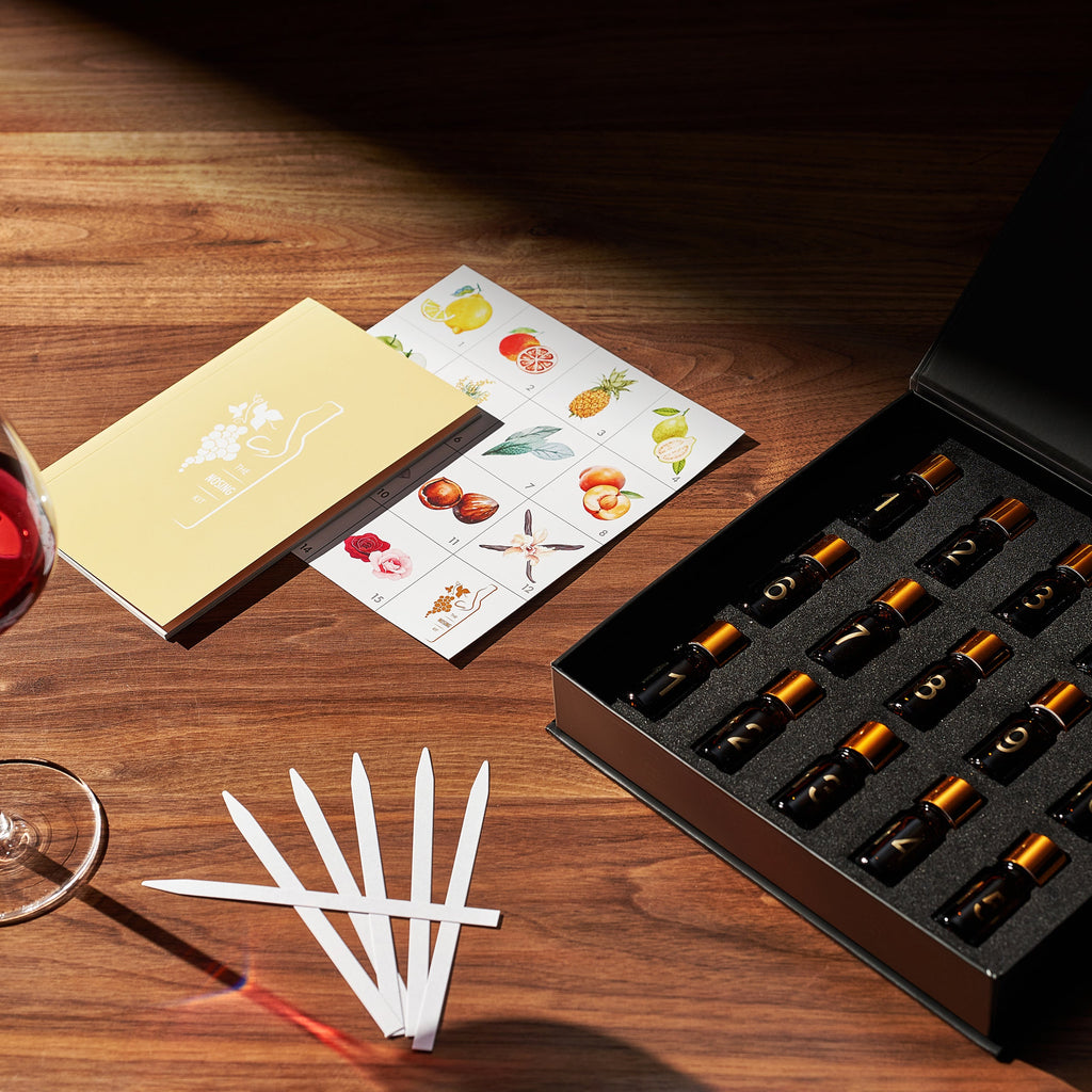 White Wine Aroma Kit Tasting